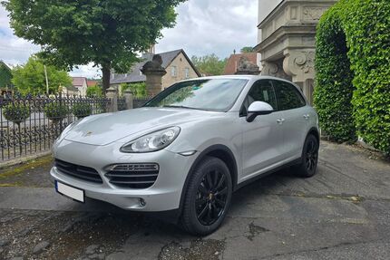 Porsche Cayenne 221.800 km 32.850 &euro; Michelau 96247