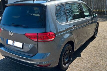 VW Touran 105.645 km 16.300 &euro; Dinklage 49413