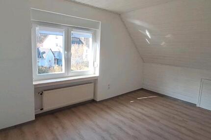 Wohnung Steffenberg - 4 Zimmer, 100 m&sup2;, 880&euro; | Angebot:26311660