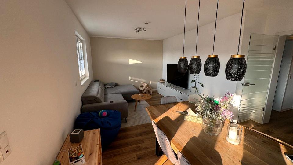 Etagenwohnung Bad Königshofen im Grabfeld - 4 Zimmer, 101 m&sup2;, 850&euro; | Angebot:25065383