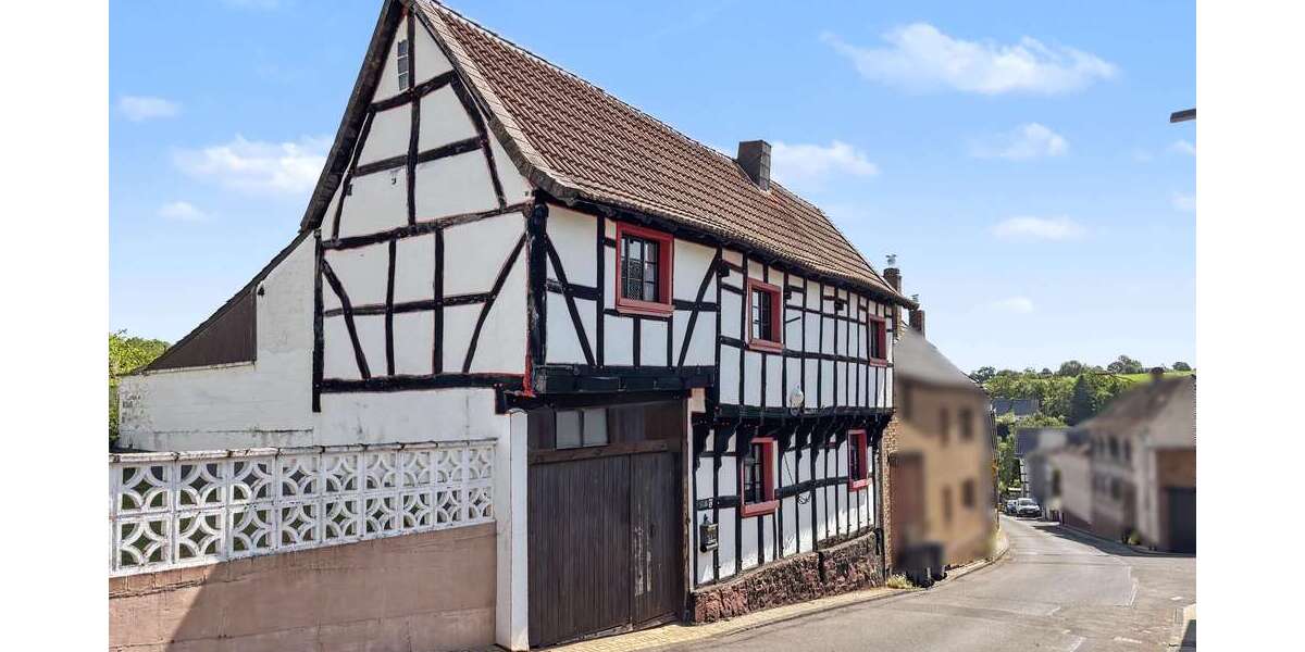 Einfamilienhaus Mechernich - 8 Zimmer, 200 m&sup2;, 99.000&euro; | Angebot:26802644