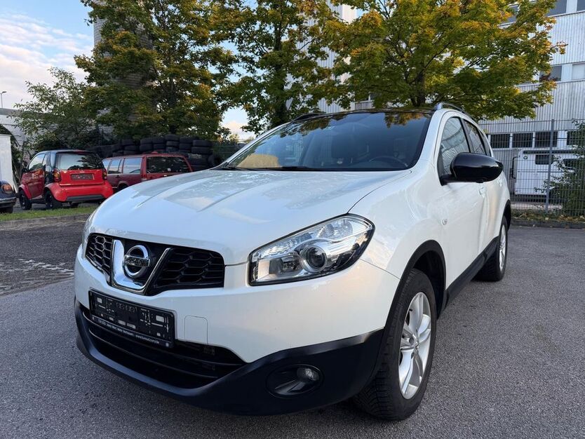 Nissan Qashqai 142.000 km 4.990 € München 81243
