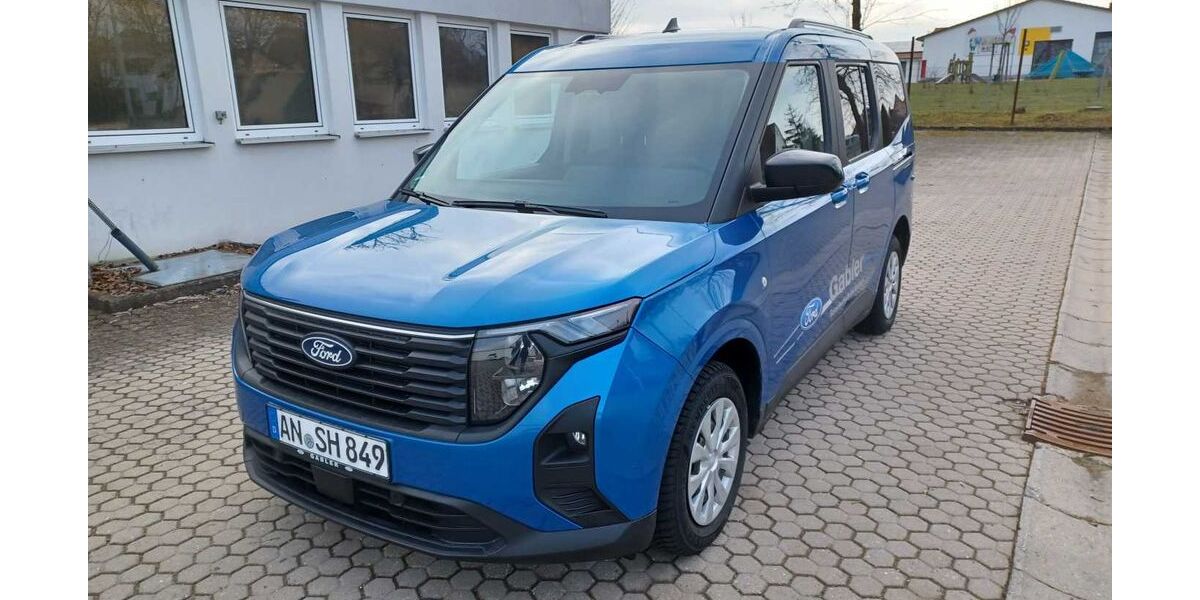 Ford Tourneo Courier 5.500 km 28.900 € Burgoberbach 91595