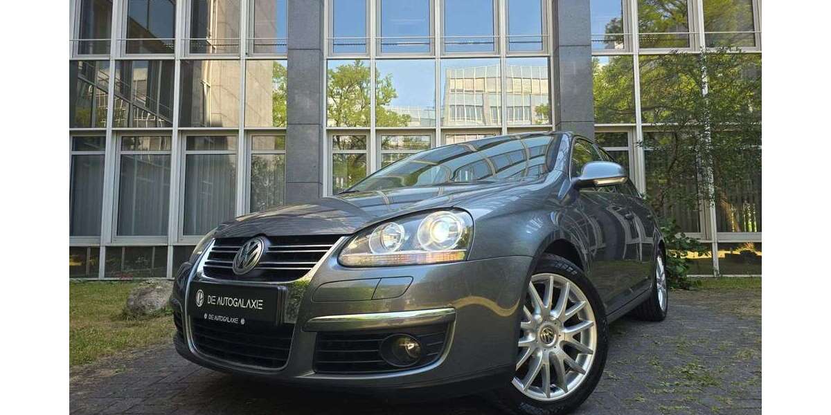 VW Jetta 87.200 km 5.980 &euro; München 81929