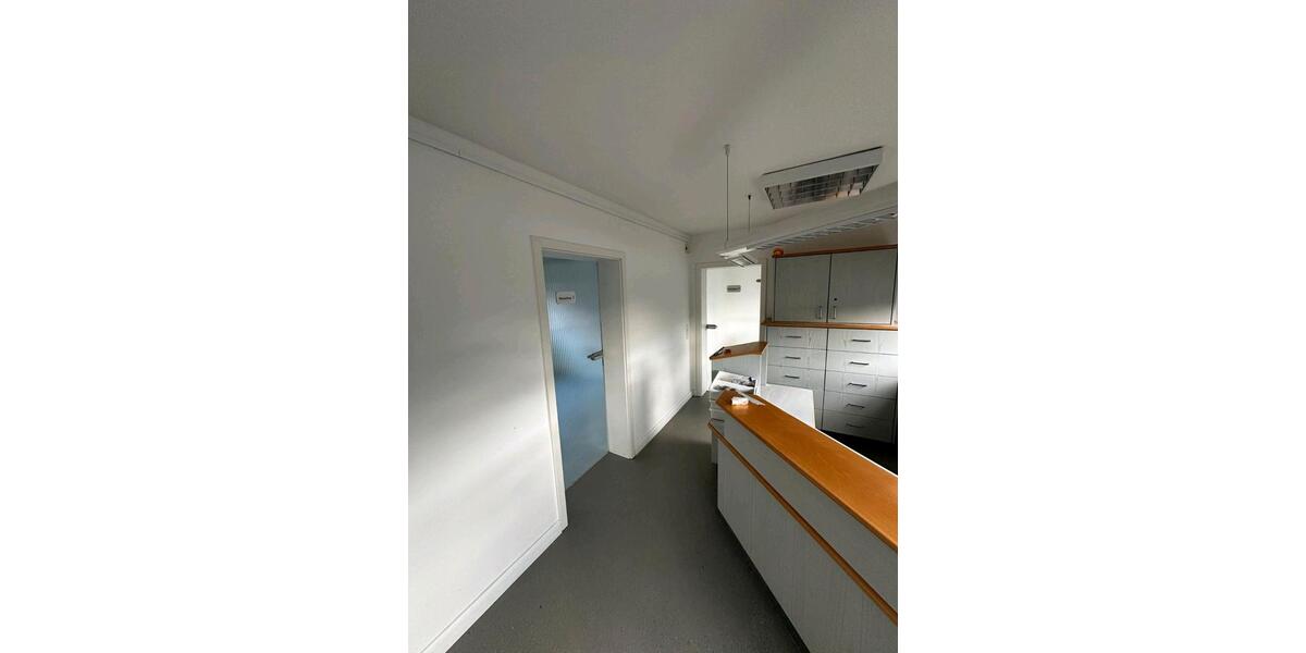 Gewerberäume zu vermieten !!!! Ab 01.01.2025 zimmer