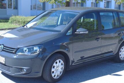 VW Touran 112.200 km 8.400 &euro; Freilassing 83395