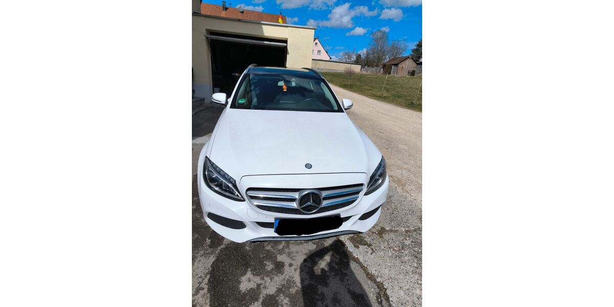 Mercedes-Benz C 220 134.700 km 15.800 &euro; Hohenstein 72531