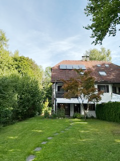 Haus zum Mieten in Grafrath 2.580 € 168 m²