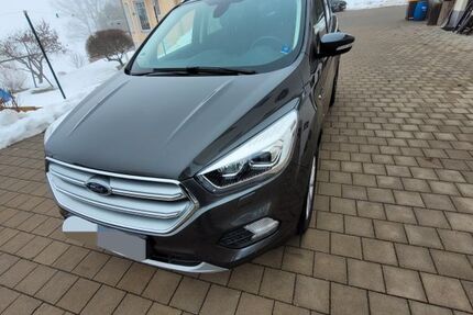 Ford Kuga 121.500 km 15.300 &euro; Ahorntal 95491