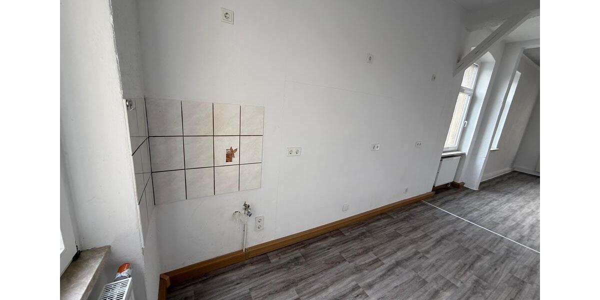 Etagenwohnung Greiz - 4 Zimmer, 115 m&sup2;, 650&euro; | Angebot:25887625