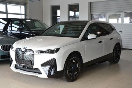 BMW iX 22.500 km 64.990 &euro; Lemgo 32657