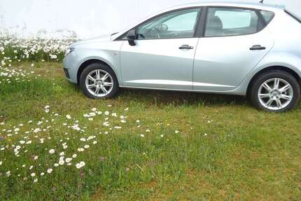 Seat Ibiza 14.800 km 6.490 &euro; Johanngeorgenstadt 08349