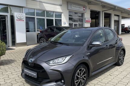 Toyota Yaris 44.200 km 17.490 € Bad Tölz 83646