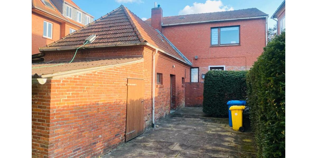 Einfamilienhaus Emden Tholenswehr - 7 Zimmer, 220 m&sup2;, 379.000&euro; | Angebot:27146348
