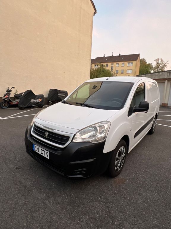 Peugeot Partner 135.000 km 7.000 € Schwelm 58332