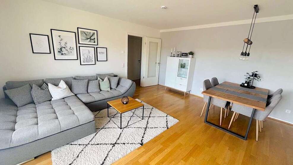 Wohnung zum Mieten in Augsburg 980 € 65.94 m²