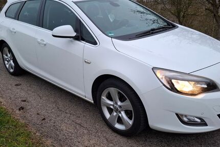 Opel Astra 212.000 km 2.950 &euro; Kitzingen 97318