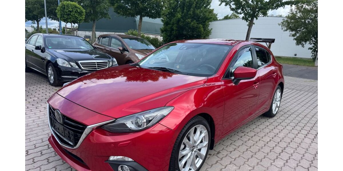 Mazda 3 180.000 km 4.999 &euro; Gotha 99867