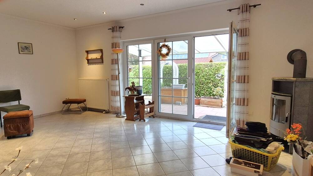Bungalow Ostrhauderfehn - 4 Zimmer, 108 m&sup2;, 334.000&euro; | Angebot:26499068