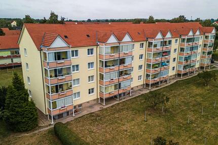 Sanierte Wohnung mit verglastem Balkon zimmer