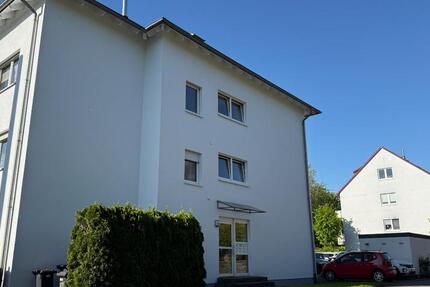 3,5Zimmerwohnung, Balkon, EBK und Garage! Provisionsfrei!!