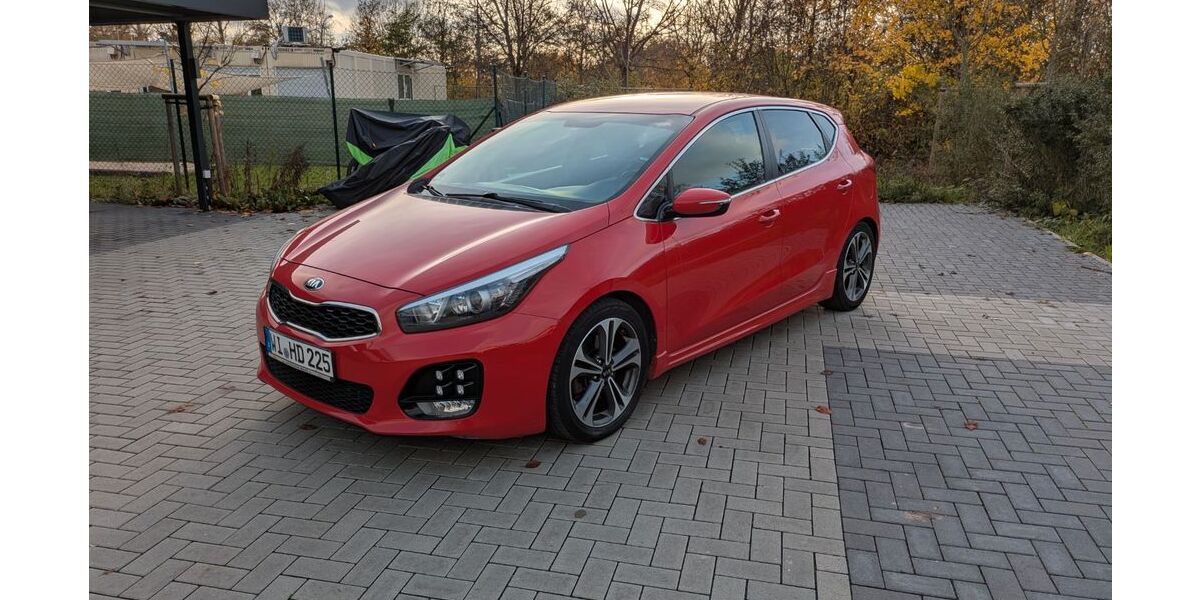 Kia ceed / Ceed 105.500 km 7.950 &euro; Wiesbaden 65203