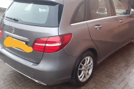 Mercedes-Benz B 200 143.000 km 13.200 &euro; Mötzingen 71159