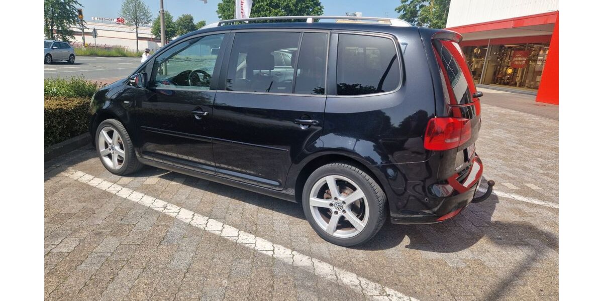 VW Touran 177.000 km 8.000 &euro; Lippstadt 59557