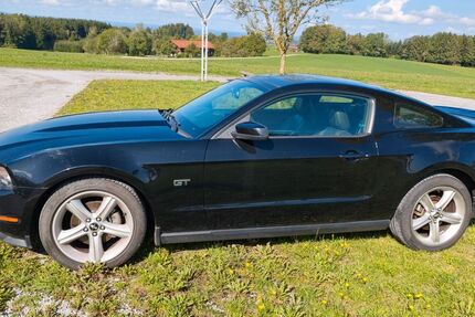 Ford Mustang 134.000 km 19.700 &euro; Kirchheim 85551