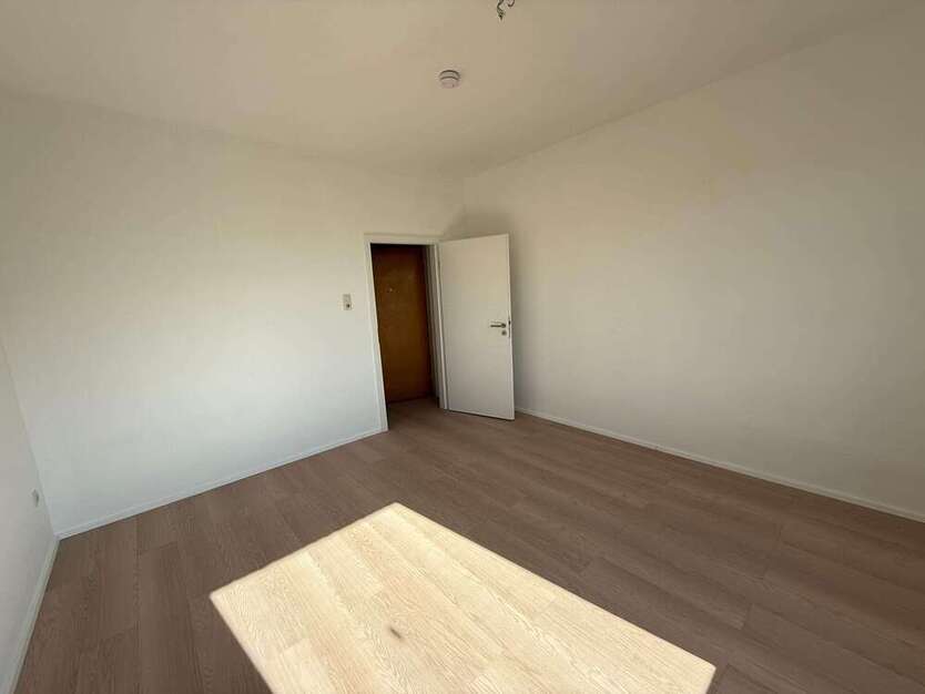 Wohnung zum Mieten in Düsseldorf 1.046,72 € 65.42 m²