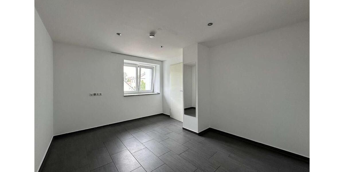Etagenwohnung Friedberg - 3 Zimmer, 118 m&sup2;, 1.600&euro; | Angebot:26632572
