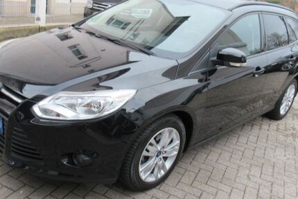 Ford Focus 90.000 km 6.990 &euro; Karlsruhe 76131