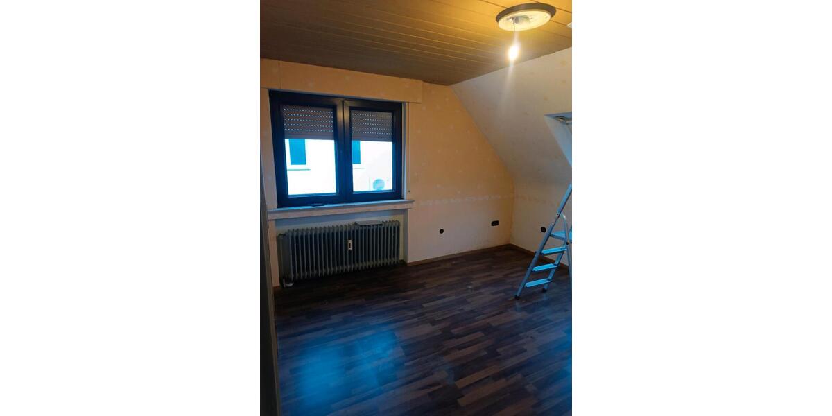 Dachgeschoßwohnung Langenfeld (Rheinland) - 3 Zimmer, 55 m&sup2;, 720&euro; | Angebot:25349158