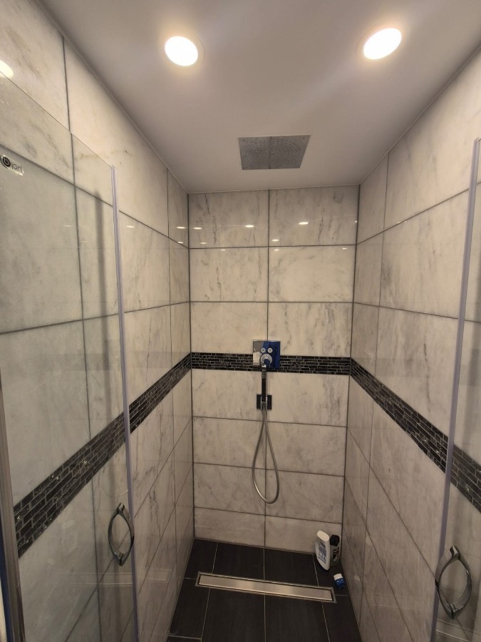 Umfangreich renoviertes Reihenhaus mit neuer Gasheizung in WiesenthalerhofErzhütte 4 zimmer