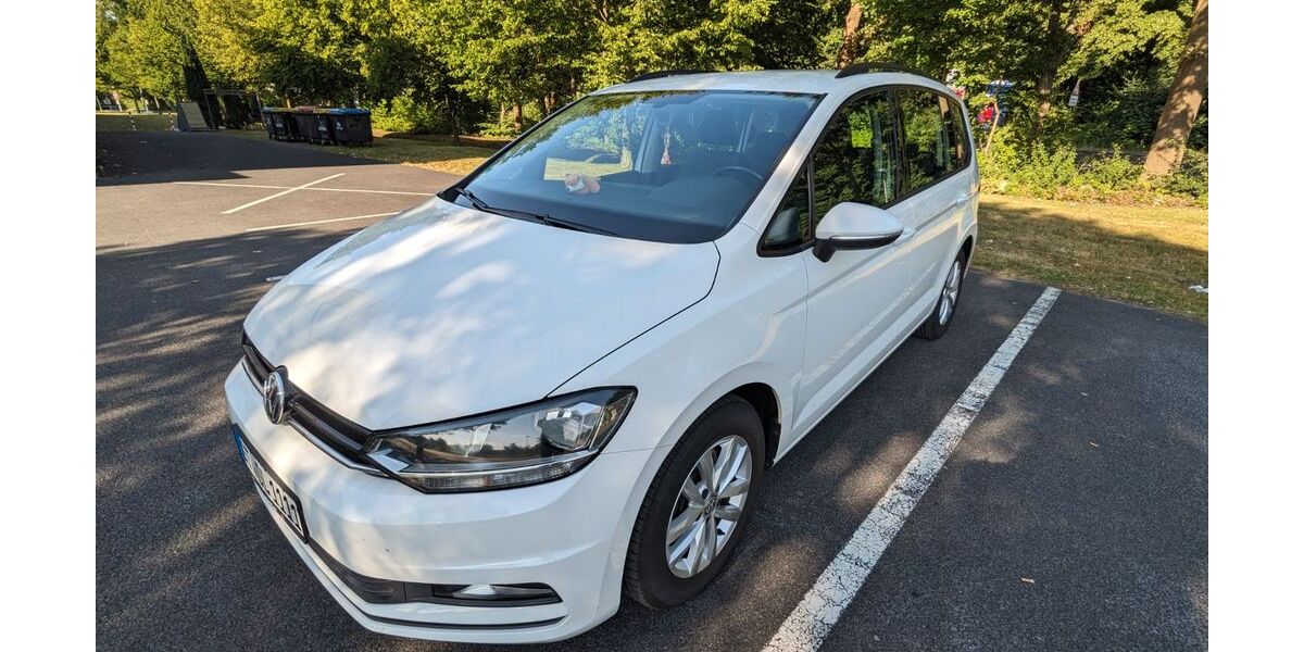 VW Touran 200.000 km 9.000 &euro; Gütersloh 33335