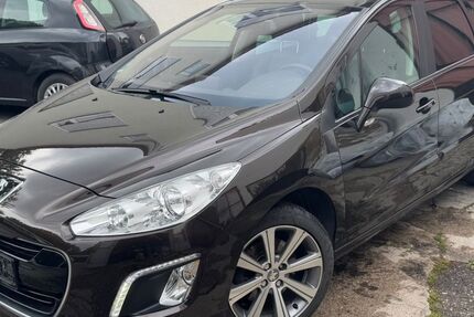Peugeot 308 88.700 km 5.990 € München 81829