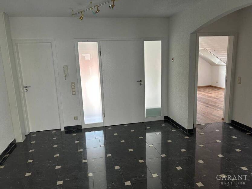 Moderne 3 12 Zimmer-Wohnung mit Kamin und Sauna in Ostelsheim 3 zimmer