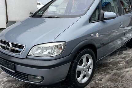 Opel Zafira 231.000 km 1.950 &euro; Cölbe 35091