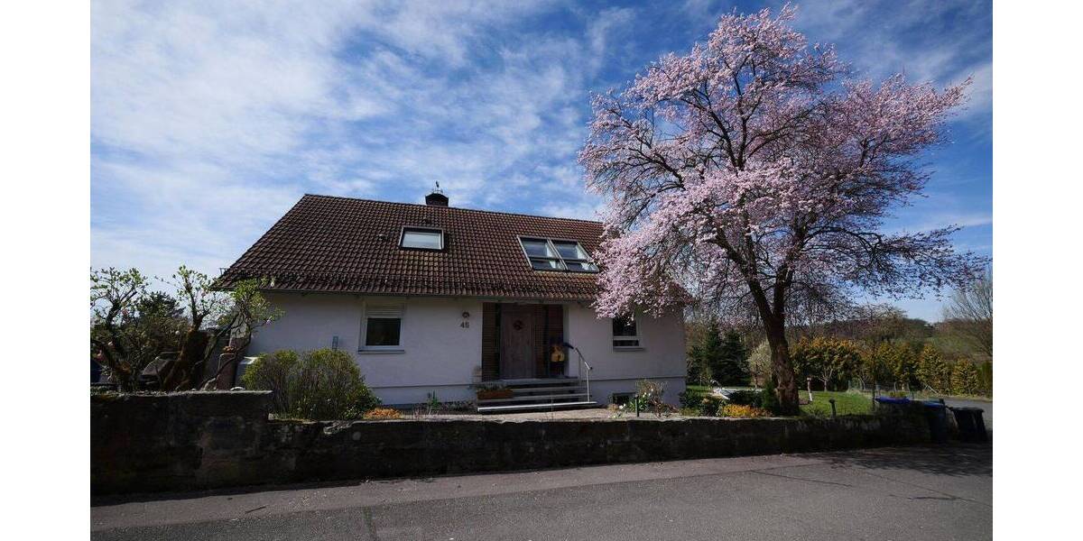 Einfamilienhaus Neunkirchen am Brand Neunkirchen - 9 Zimmer, 225 m&sup2;, 1.190.000&euro; | Angebot:26915851