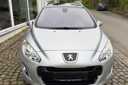 Peugeot 308 126.500 km 2.990 &euro; Hohenölsen 07570