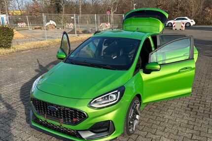 Ford Fiesta 59.000 km 22.000 &euro; Heusenstamm 63150