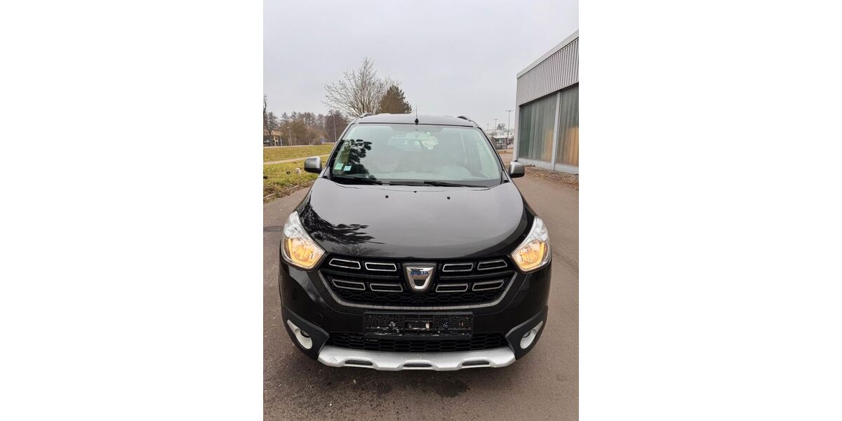 Dacia Lodgy 143.000 km 7.900 &euro; Hassloch 67454