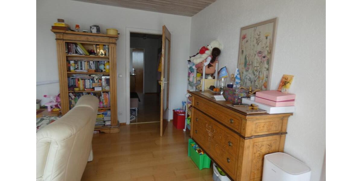 Etagenwohnung Buchloe - 3 Zimmer, 76 m&sup2;, 340.000&euro; | Angebot:24271296