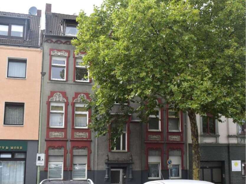 Haus zum Kaufen in Essen 459.950 € 393 m²