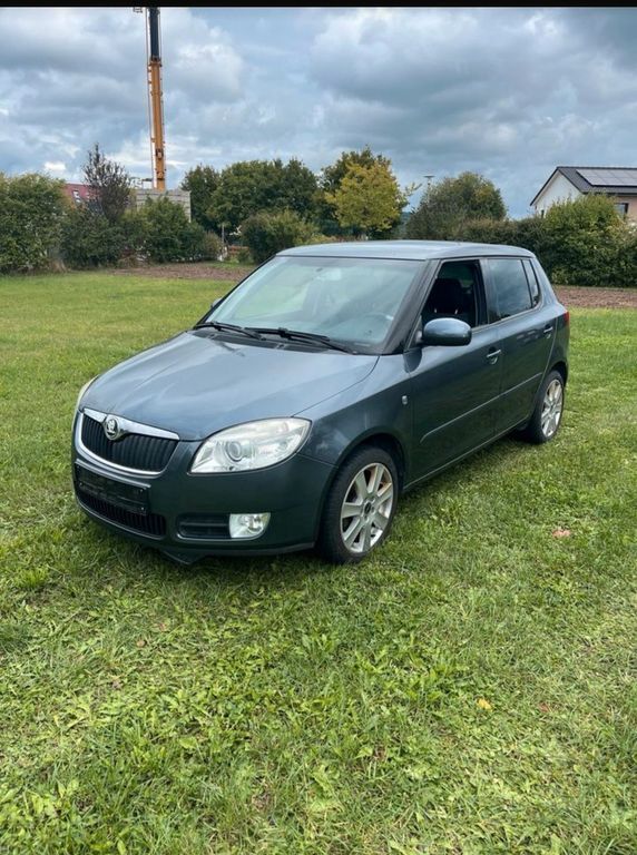 Skoda Fabia 185.000 km 2.999 € Kümmersbruck 92245