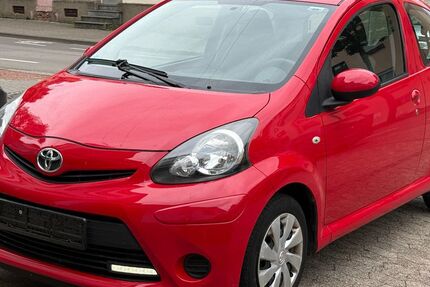 Toyota Aygo (X) 131.400 km 3.600 &euro; Saarbrücken - Burbach 66115