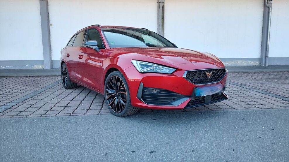 Cupra Leon 16.700 km 37.490 € Rottenburg 84056