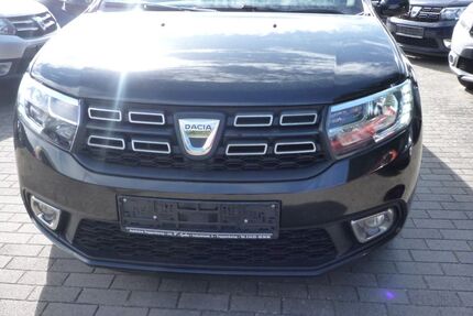 Dacia Sandero 173.000 km 5.999 &euro; Trappenkamp 24610