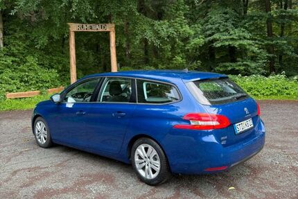 Peugeot 308 49.000 km 9.500 &euro; Agathenburg 21684