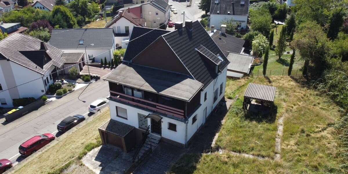 Einfamilienhaus Quierschied - 5 Zimmer, 230 m&sup2;, 199.000&euro; | Angebot:26385586